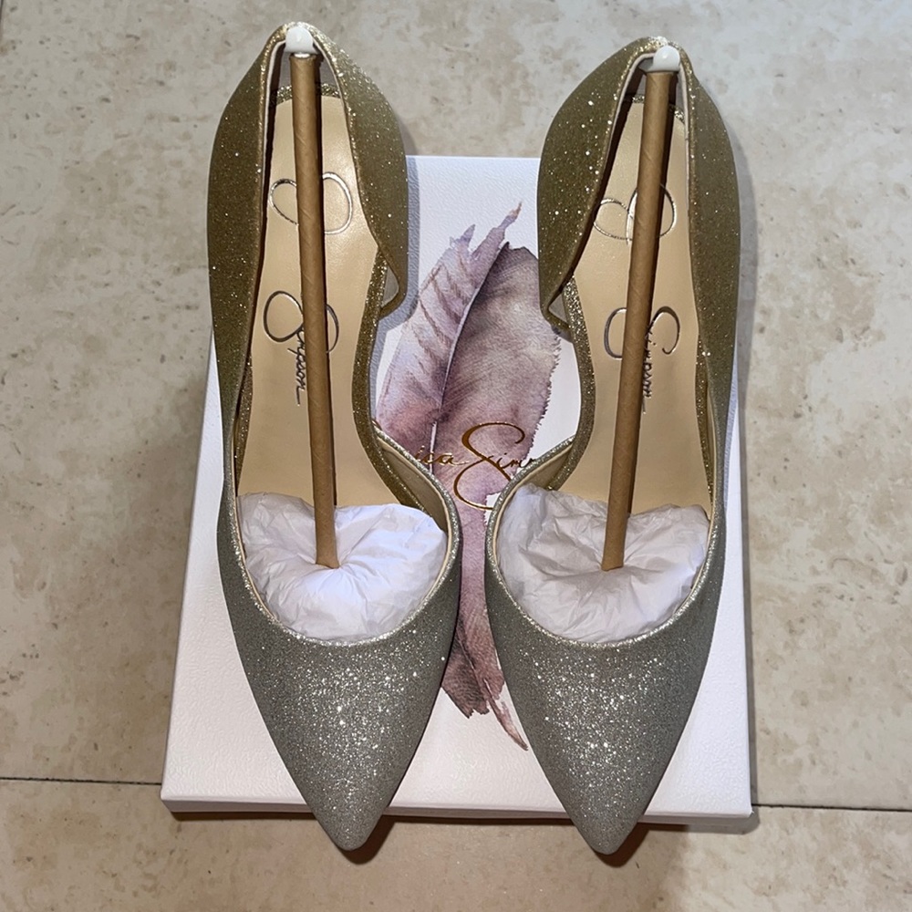 Jessica Simpson Pumps - Picture 3 of 7
